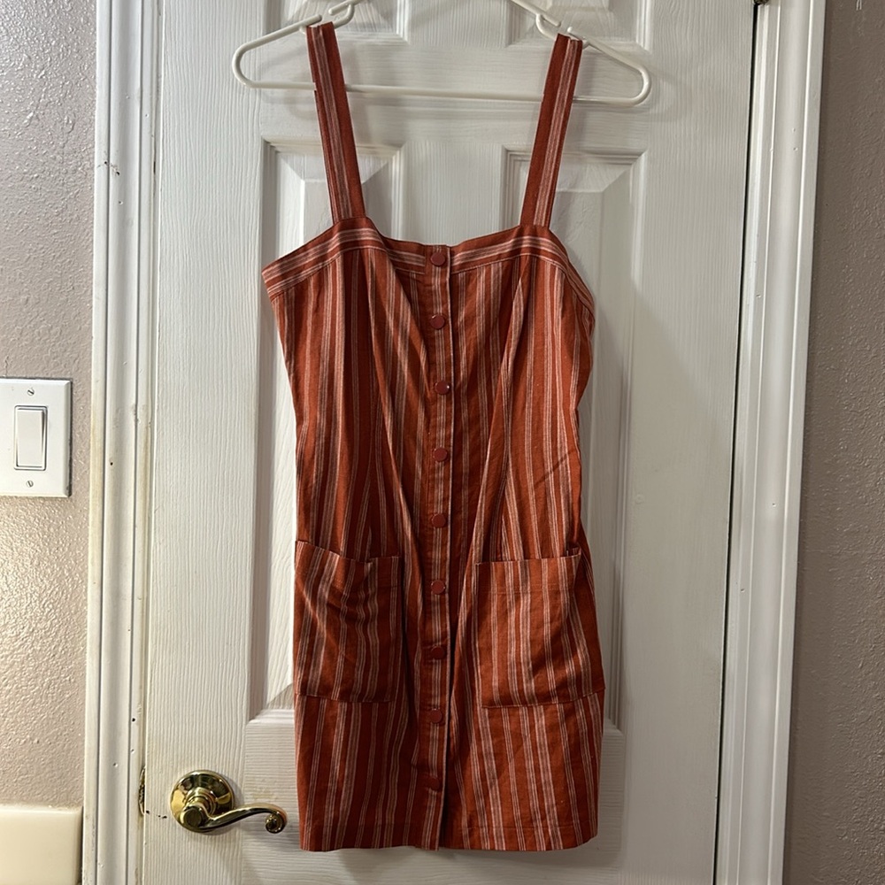 Forever 21 Small mini dress, strap, button up, with pockets - Picture 7 of 7